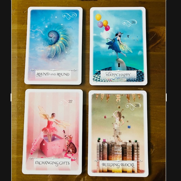 Wisdom of the Oracle Cards - Picture 11 of 16